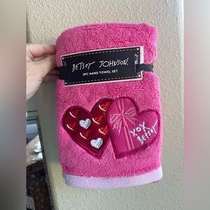 Betsey Johnson Pink Heart Embroidered Hand Towels Valentines